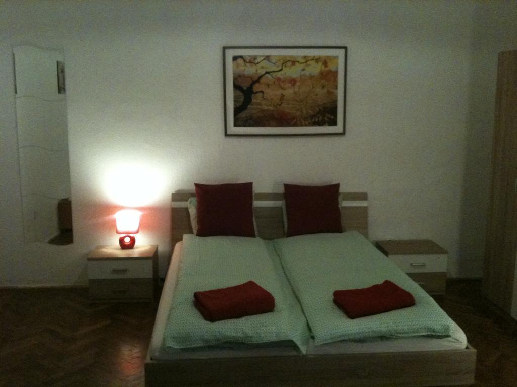 Caterina Private Rooms And Apartments Budapest Extérieur photo