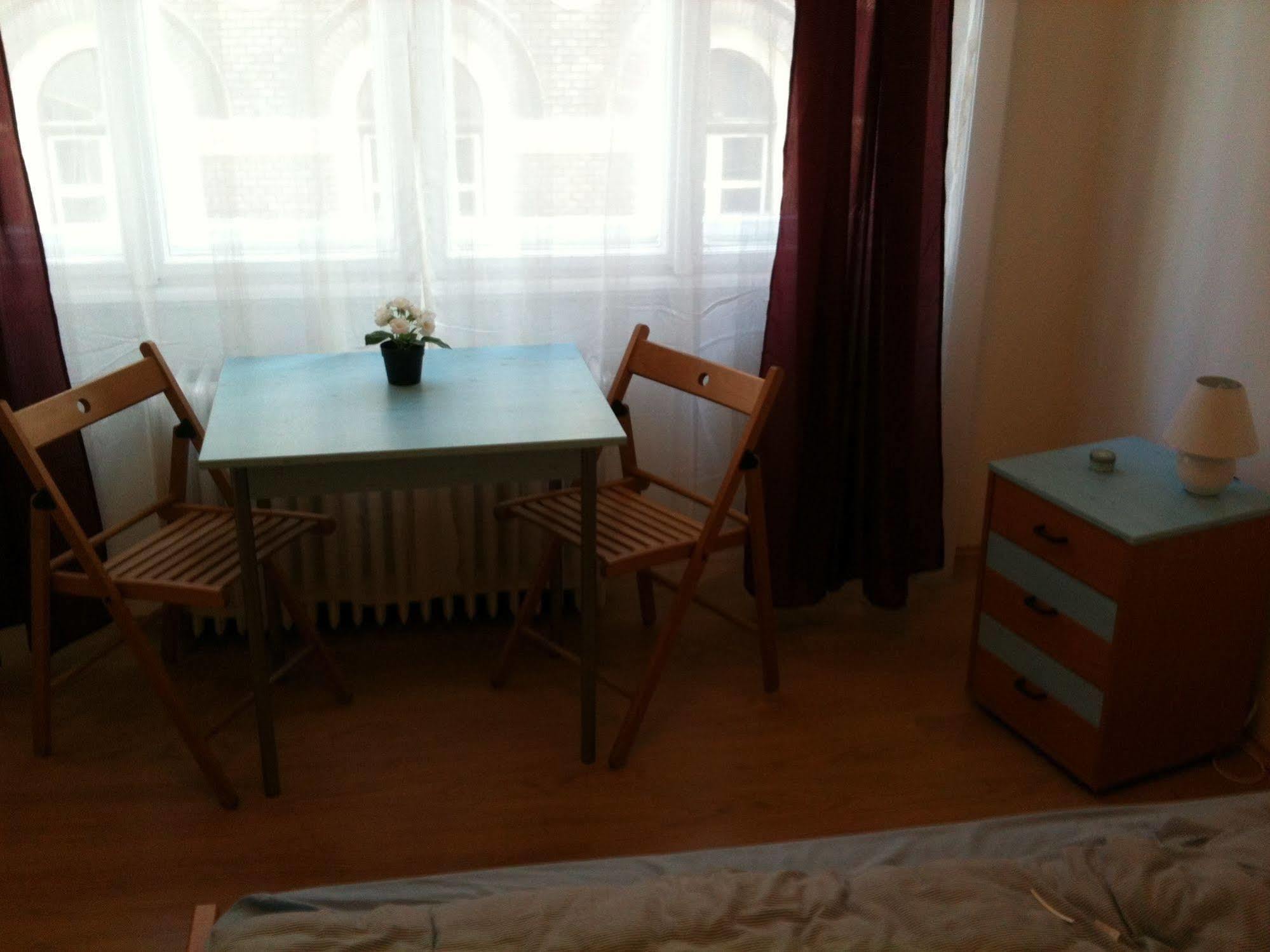 Caterina Private Rooms And Apartments Budapest Extérieur photo