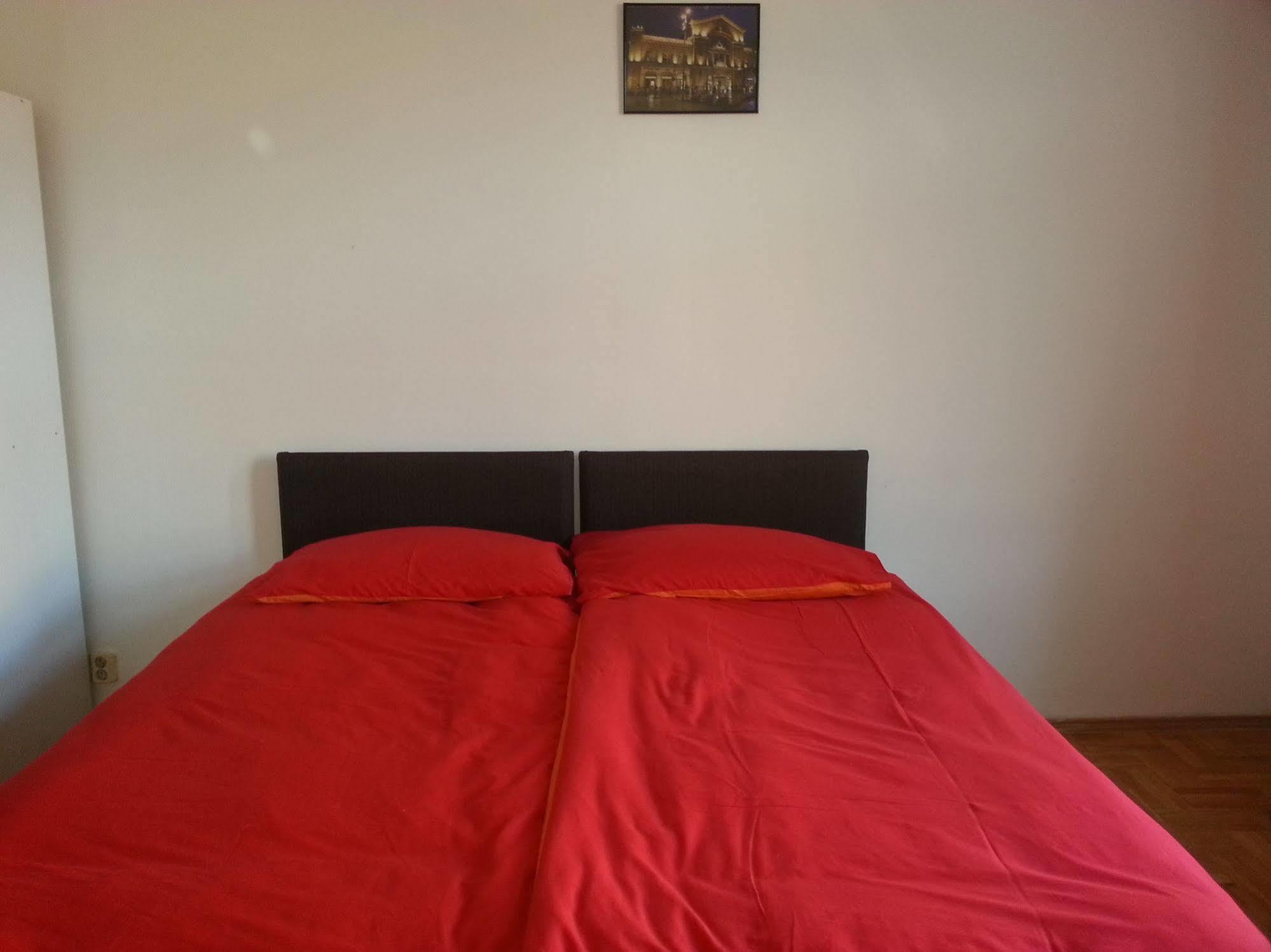 Caterina Private Rooms And Apartments Budapest Extérieur photo